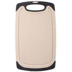 Vegetable Plate With Wheat Straw. Wheat Straw Cutting Board Beige.